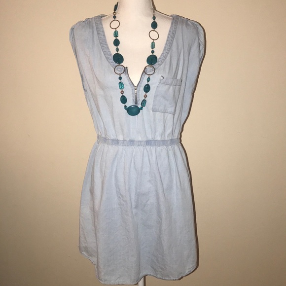 Dresses & Skirts - Dress